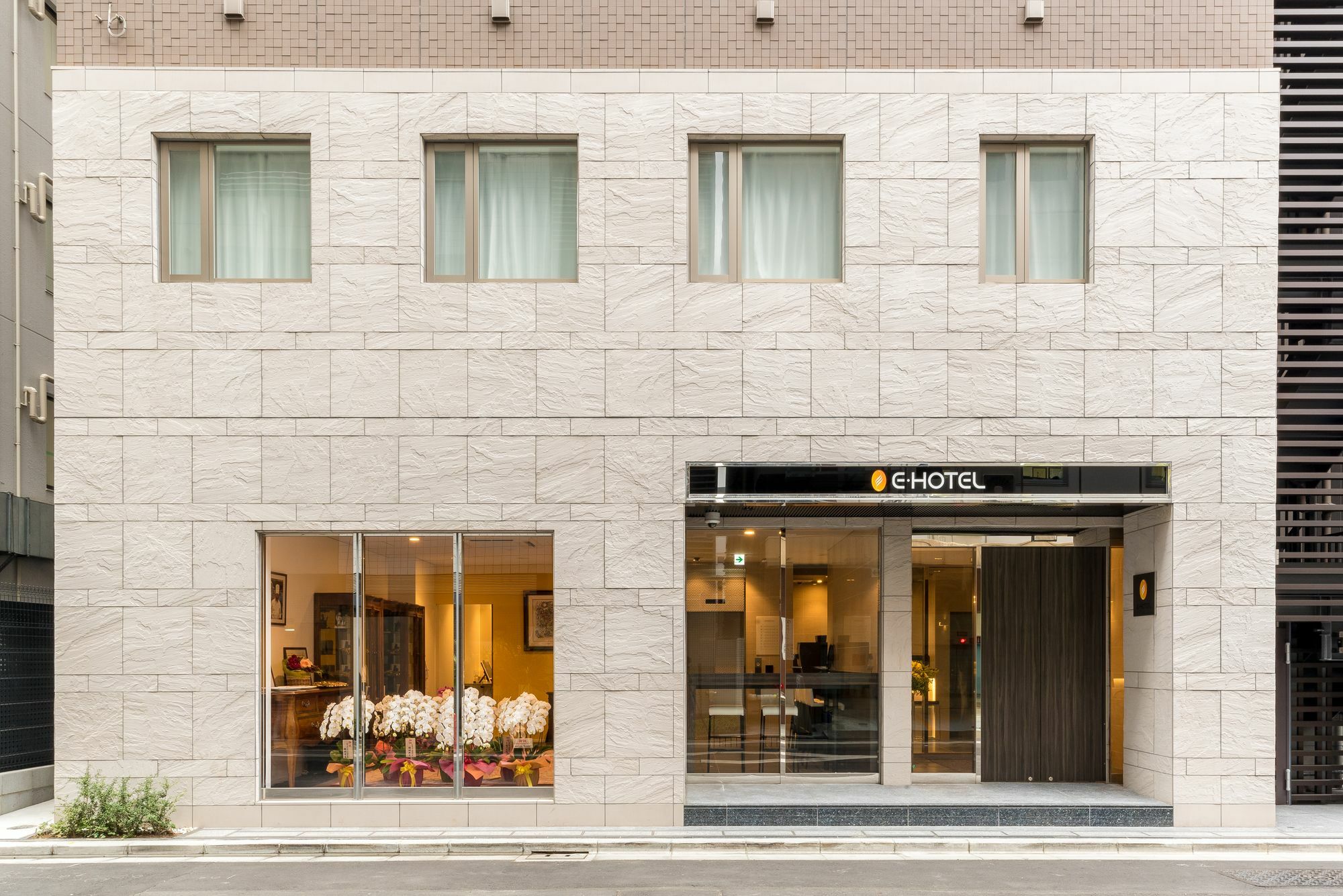 E-Hotel Ginza Select Tokyo Exterior photo